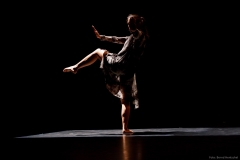 daniela_max_choreografie_vom_scheitern_und_wiederauferstehen_tanzrausch_tollhaus_2016_016